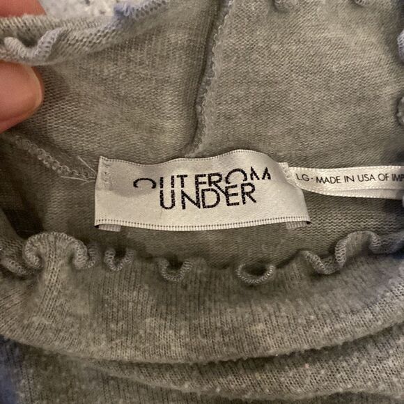 Out from under gray long sleeve crop top sweater L - Picture 3 of 3